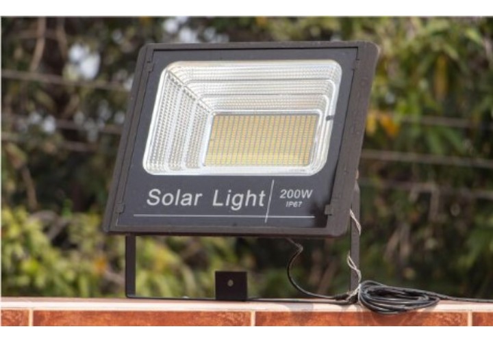 Bright lighting_solar powered for garden